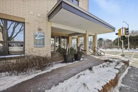 1835 Winnebago St #207, Madison, WI 53704