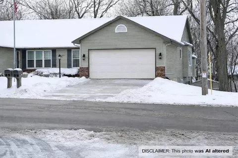 1012 N Thompson Dr, Madison, WI 53704
