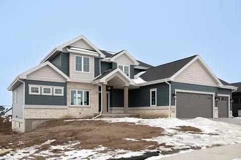 1401 Atlas Trl, Waunakee, WI 53597