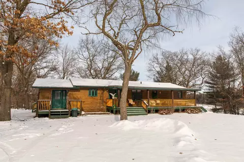 2763 2nd Ave, Oxford, WI 53952