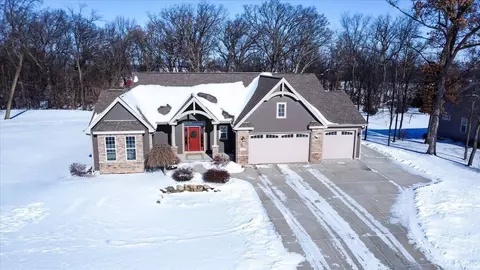 3016 Midnight Sun Dr, Sun Prairie, WI 53590