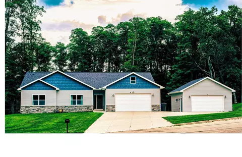 314 Glen Becker Trl, Wisconsin Dells, WI 53965