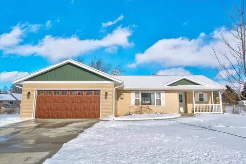 652 E Countryside Dr, Evansville, WI 53536