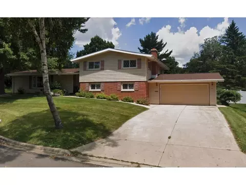 411 Midland Ln, Monona, WI 53716