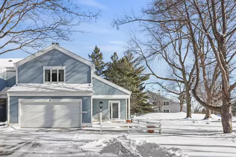 9 Winterberry Trl, Madison, WI 53717