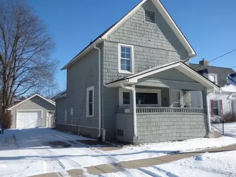 827 Garfield Ave, Beloit, WI 53511