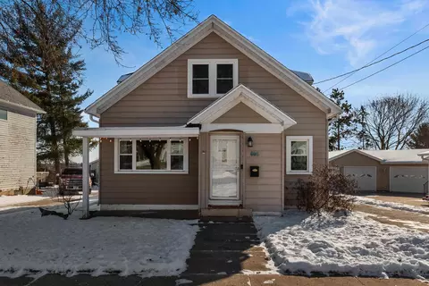 405 Rosendale St, Beaver Dam, WI 53916