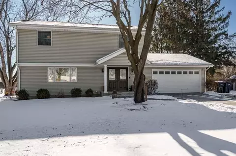 2282 Bootmaker Dr, Beloit, WI 53511