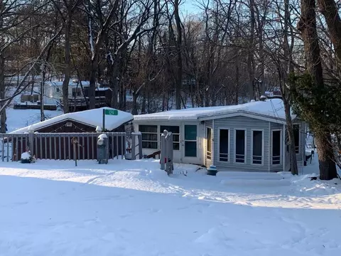 129 Meadow Ln, Edgerton, WI 53534