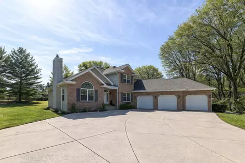 3545 Orvold Park Dr, Mcfarland, WI 53558