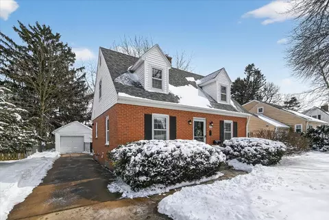 321 S Owen Dr, Madison, WI 53705