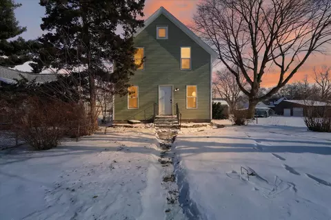 1019 Hackett St, Beloit, WI 53511