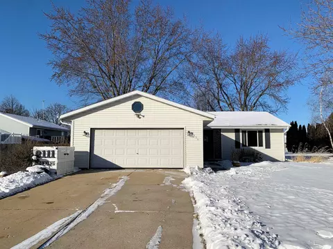 2111 Browning Dr, Janesville, WI 53546