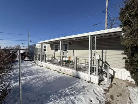 10525 W Greenfield Ave #65, West Allis, WI 53214