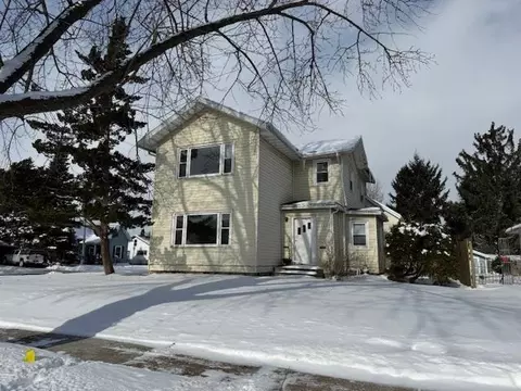 1220-1222 Laurel Ave, Janesville, WI 53548