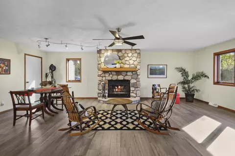 w2673 Zurfluh Road, Albany, WI 53502