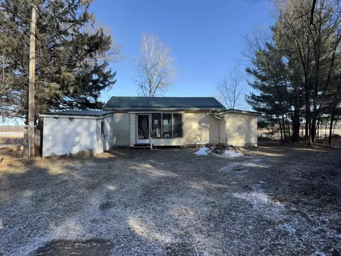 W5774 N Island Drive, Endeavor, WI 53930