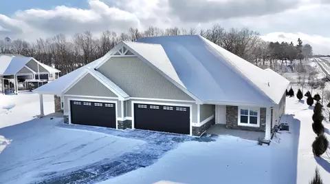 3 Deer Hollow Court, Deforest, WI 53532