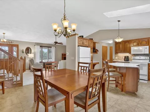 Dining - 2338 E Pine Tree Ct, Milton, WI 53563 photo 3 of 4