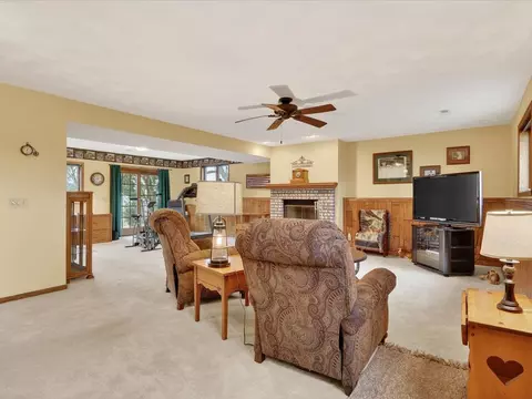 Living - 2338 E Pine Tree Ct, Milton, WI 53563 photo 6 of 10