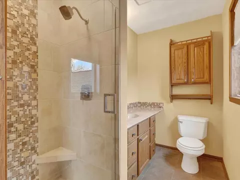 Bath - 2338 E Pine Tree Ct, Milton, WI 53563 photo 5 of 6