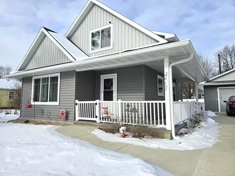 2135 Shopiere Rd, Beloit, WI 53511