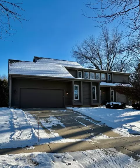 6223 Stonefield Rd, Middleton, WI 53562