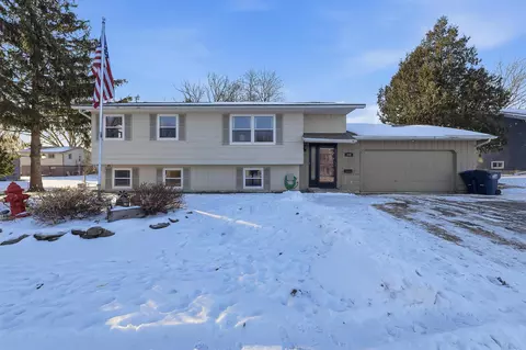 238 South St, Juneau, WI 53039