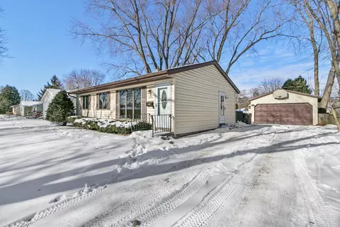 137 Belmont Rd, Madison, WI 53714