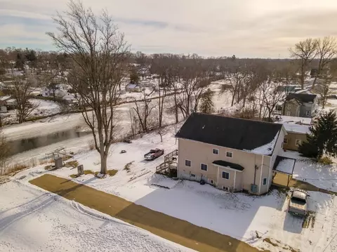 204 S Mill St, Albany, WI 53502