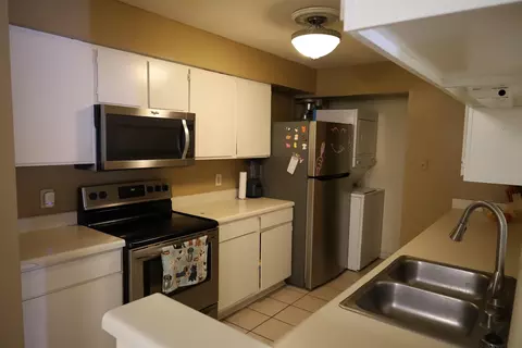 1124 Morraine View Dr #103, Madison, WI 53719