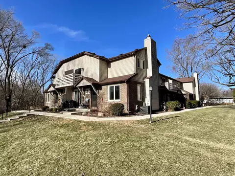 409 Roby Rd, Stoughton, WI 53589