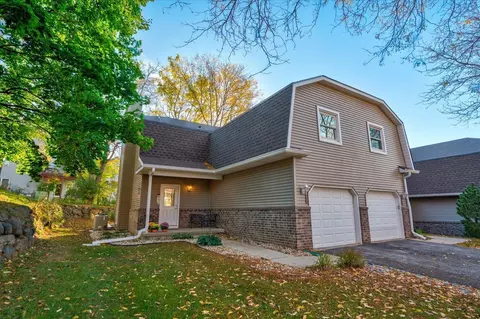 885 Hemlock Dr, Verona, WI 53593