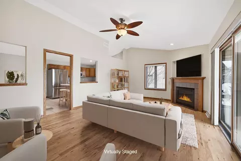 5703 W Open Mdw, Mcfarland, WI 53558