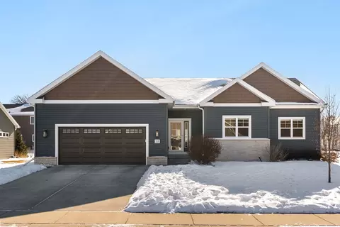 108 Drumlin Cir, Oregon, WI 53575