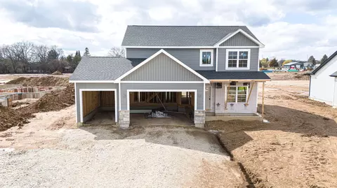 3805 N Woodbury Ln, Janesville, WI 53545