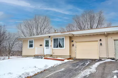 1000 S Division St, Waunakee, WI 53597
