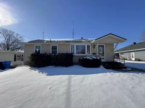 2207 12th Ave, Monroe, WI 53566