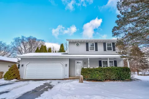 3149 Silverton Trl, Madison, WI 53719