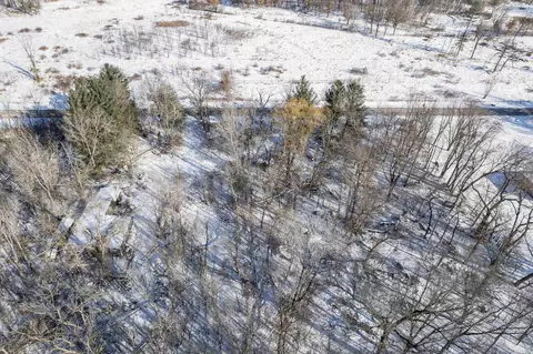704 C Fall River-columbus Rd, Columbus, WI 53925