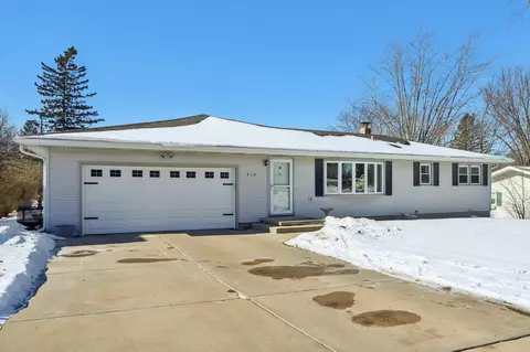 216 Reigstad St, Deforest, WI 53532