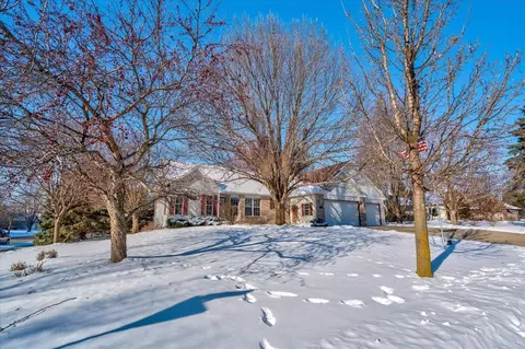 812 Abbington Ct, Sun Prairie, WI 53590