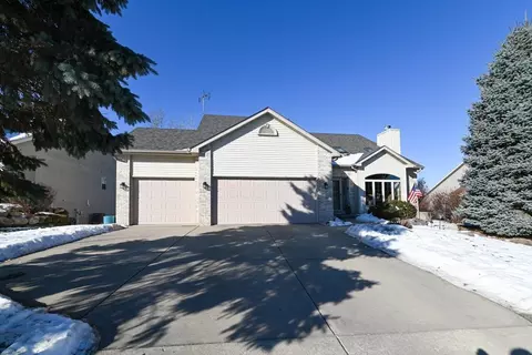 374 N Heatherstone Dr, Sun Prairie, WI 53590