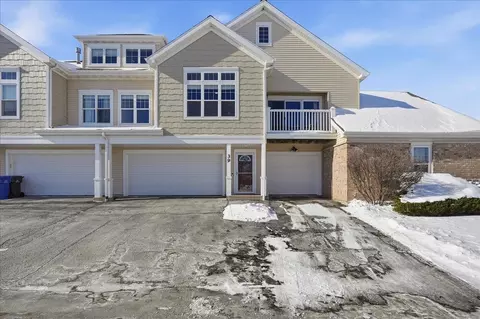 40 Keystone Way #39, Fitchburg, WI 53711