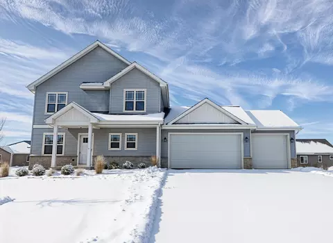 6607 Grouse Woods Rd, Deforest, WI 53532