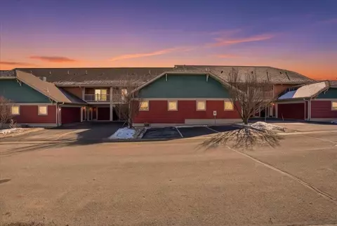 133 E Railroad St #203, Verona, WI 53593