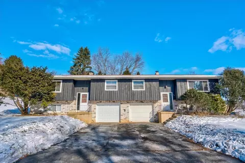 604 E Oak St, Cottage Grove, WI 53527