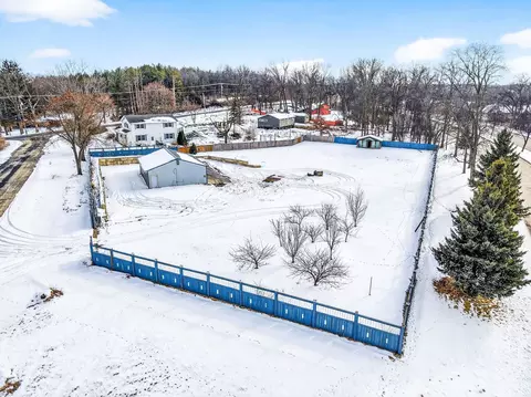 2863 Dellvue Dr, Fitchburg, WI 53711