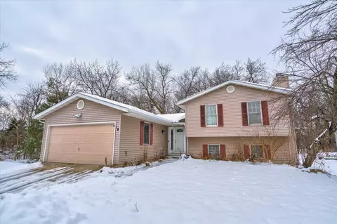 14 Sedona Ct, Madison, WI 53719
