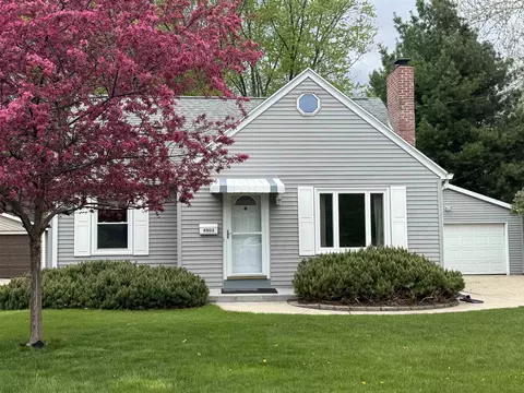 4803 Shore Acres Rd, Monona, WI 53716